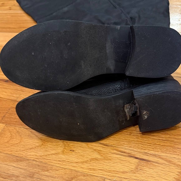 Rock & Republic Black Faux Snakeskin Over-the-Knee Boots - Picture 5 of 5